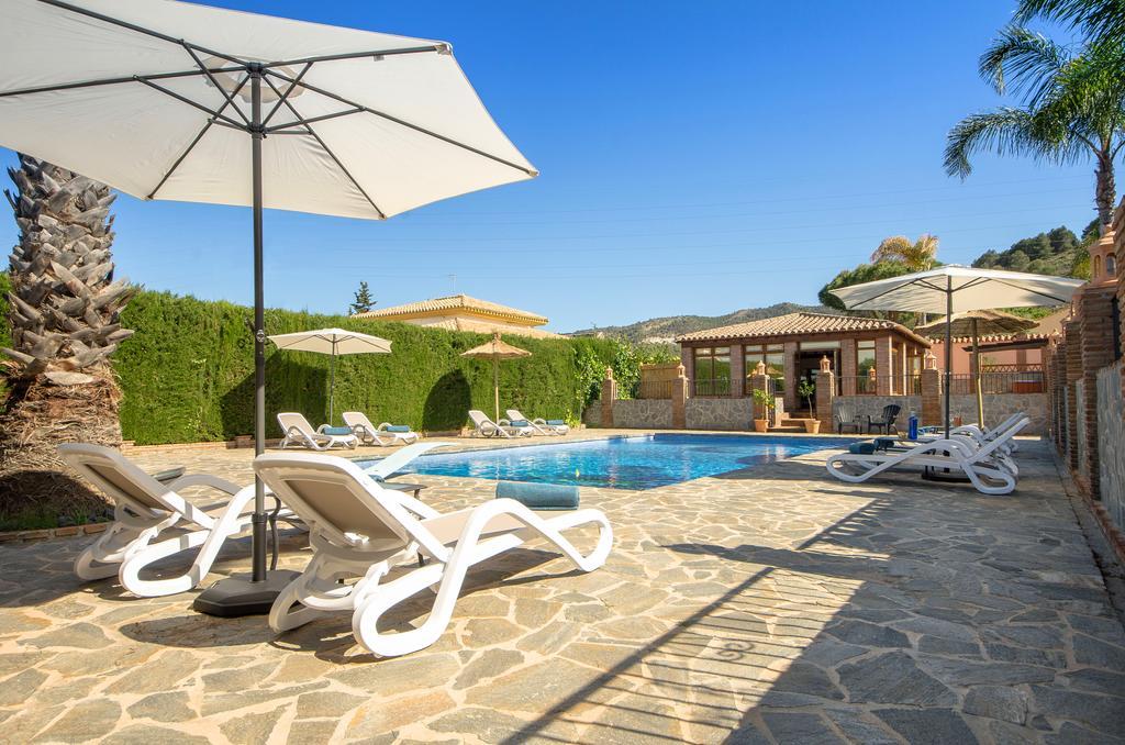 Villa Conmigo Bed & Breakfast Alhaurín de la Torre Eksteriør billede