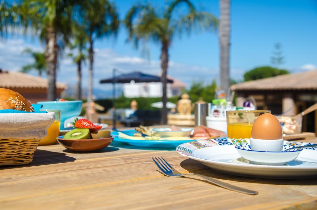 Villa Conmigo Bed & Breakfast Alhaurín de la Torre Eksteriør billede