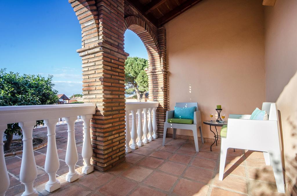 Villa Conmigo Bed & Breakfast Alhaurín de la Torre Eksteriør billede