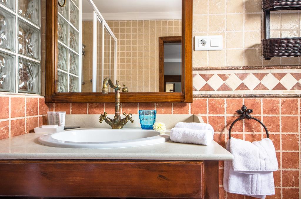 Villa Conmigo Bed & Breakfast Alhaurín de la Torre Eksteriør billede