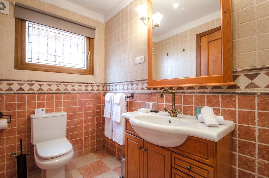 Villa Conmigo Bed & Breakfast Alhaurín de la Torre Eksteriør billede